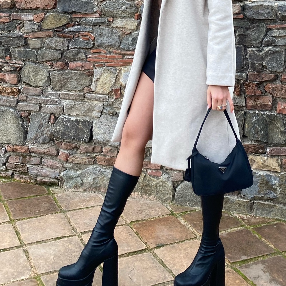 Steve Madden cyrpess platform boots